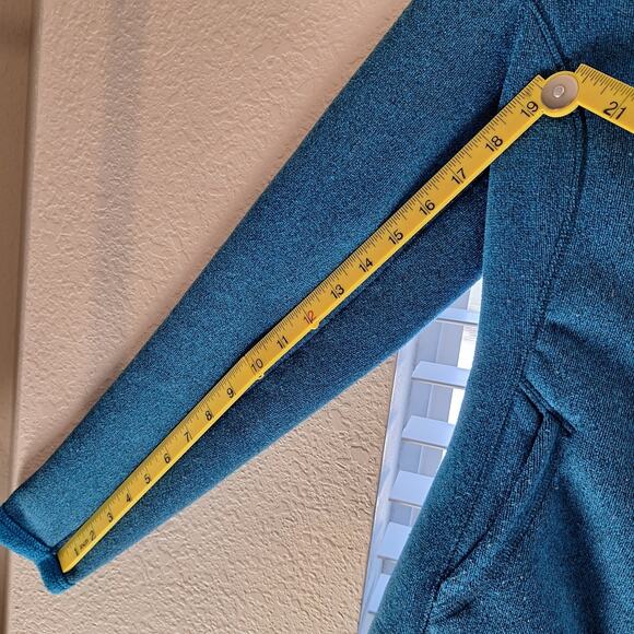 The Northface Women's XS Fleece Full Zip Jacket - Picture 5 of 8